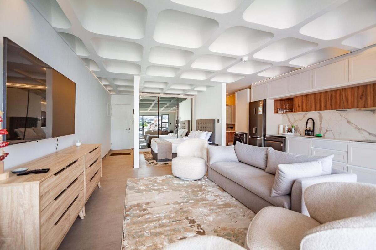 Luxury City-center With Balcony, Aircon & View Apartment Cape Town