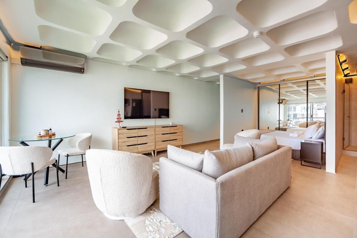 Apartment Luxury City-center With Balcony, Aircon & View *